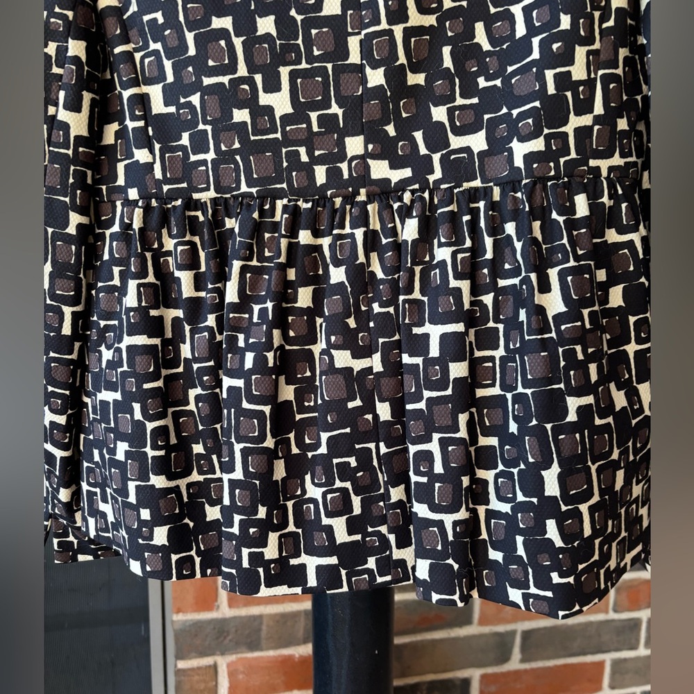 Etcetera Jacket Pleated Back Size 4 - image 4